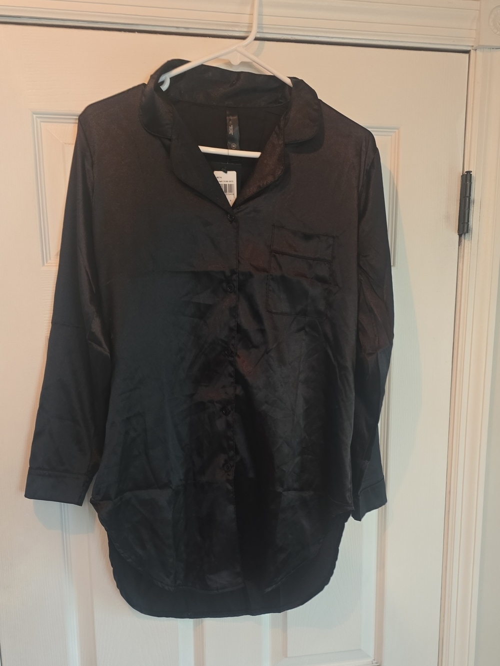 Fredricks Of Hollywood Women's Black Satin Button-Up Sleepwear Top